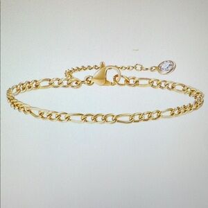 Classic Gold Plated Figaro Chain Bracelet NWOT
